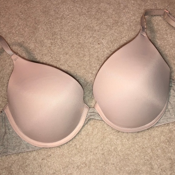 PINK Victoria's Secret Other - PINK bra 32D PINK Victoria's Secret Other - PINK bra 32D